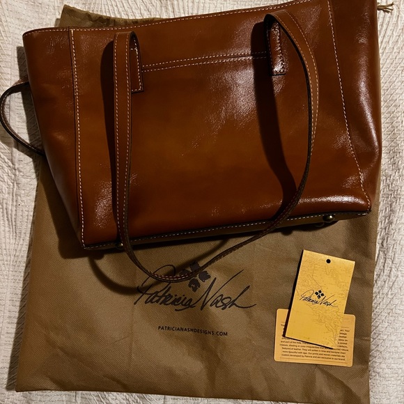 Patricia Nash Handbags - Patricia Nash Tote/ Shoulder bag
